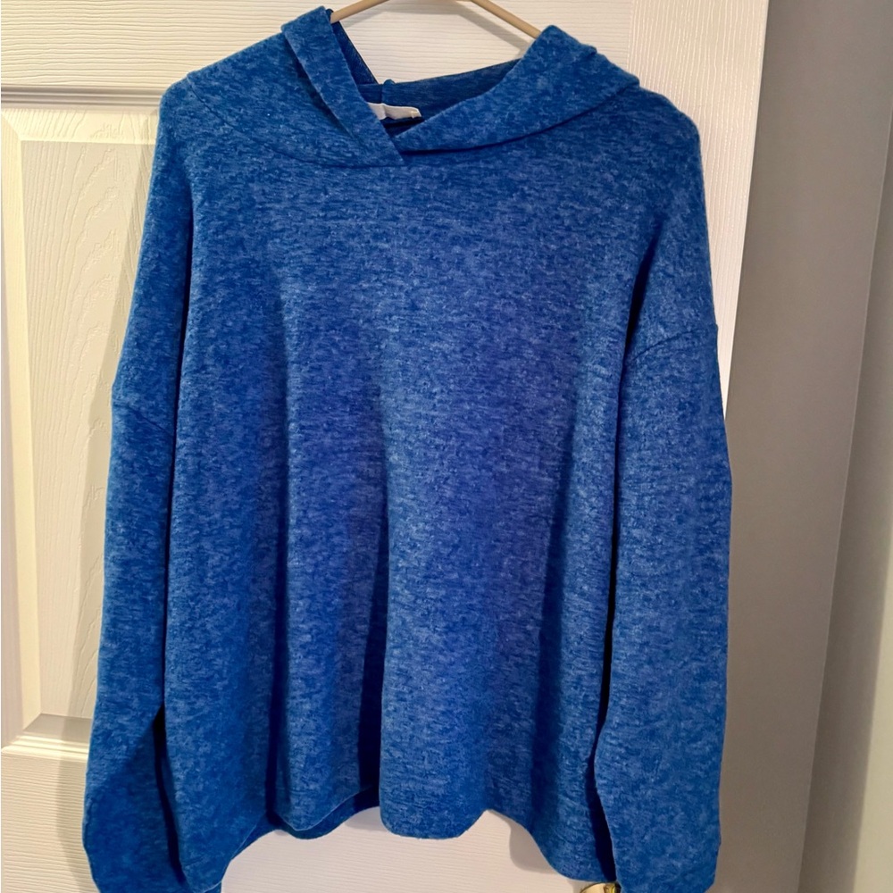Zenana Outfitters Hooded Sweater in Blue